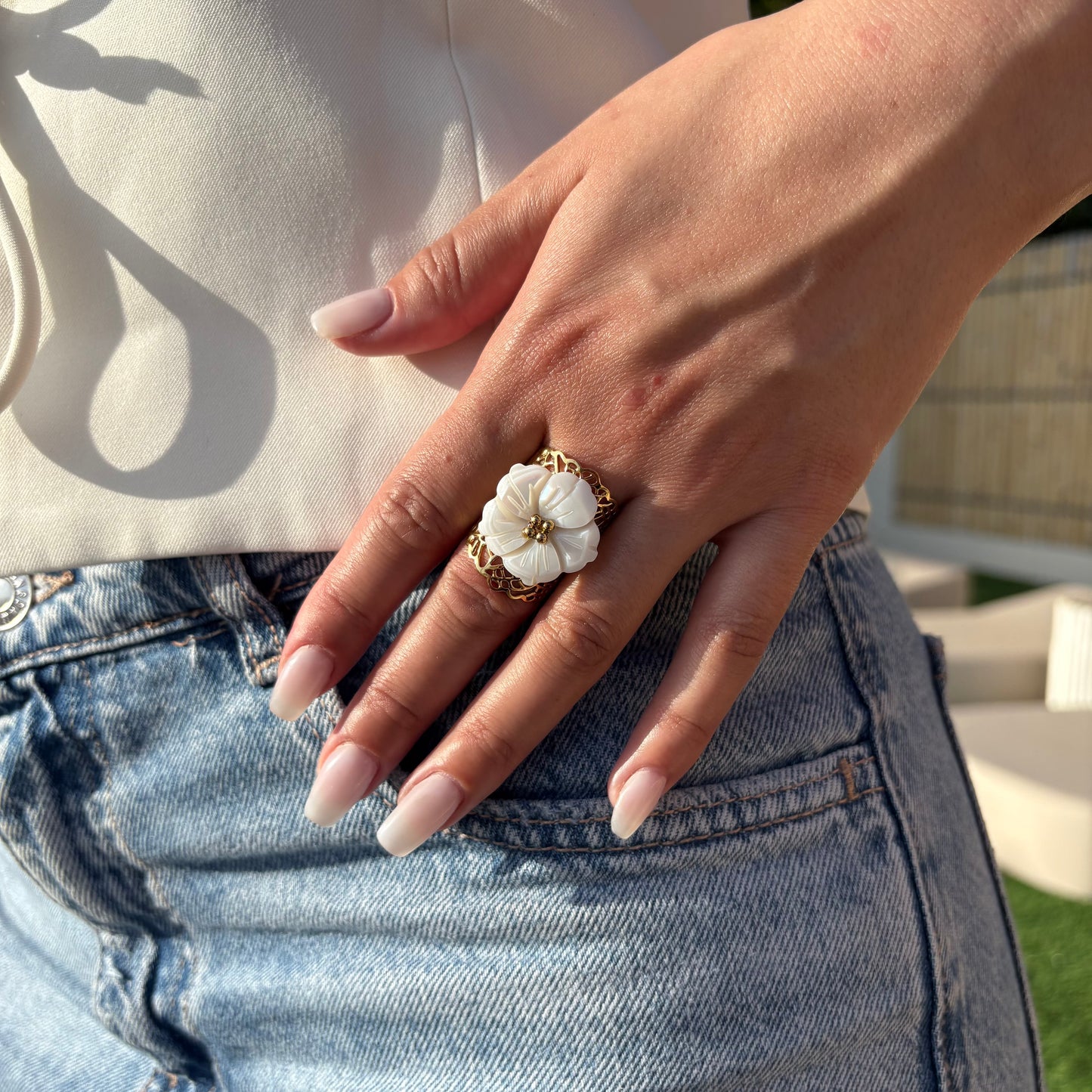 Bague large nacrée - Nymphéa
