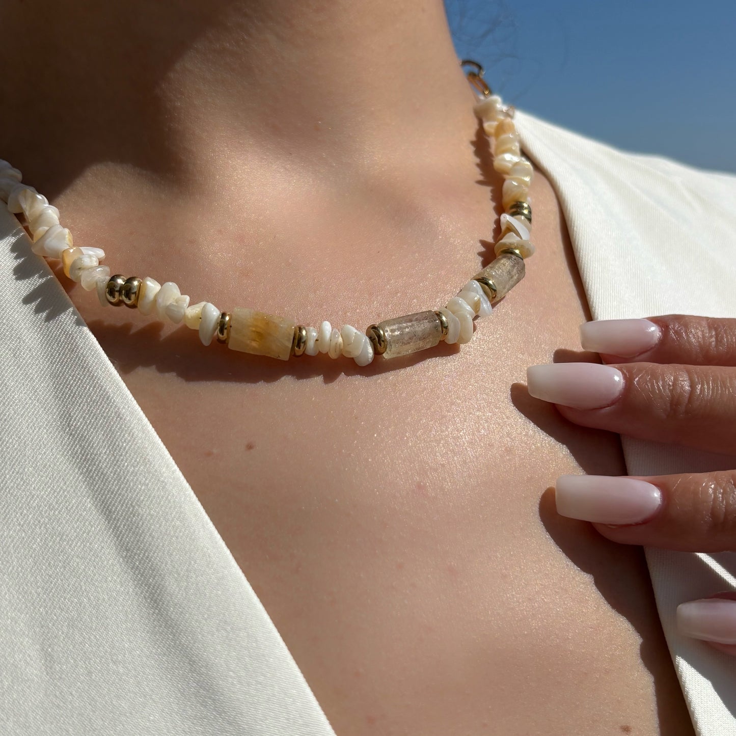 Collier en pierres naturelles - Coquillage & Pierre de Soleil